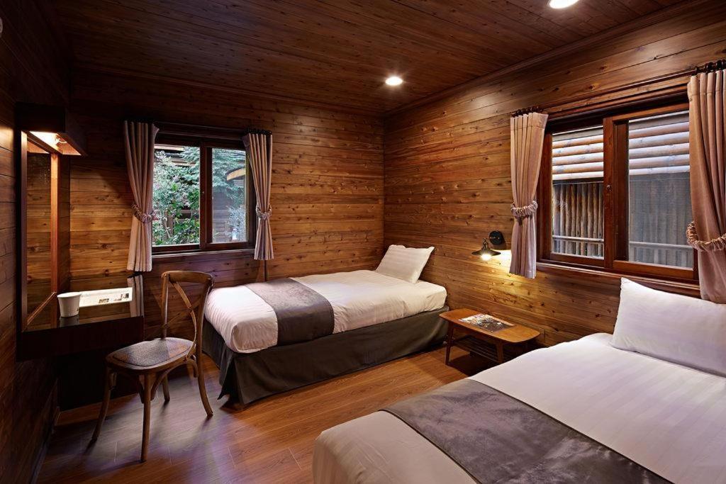 Taichung Business Hotel - Immortals Hills Хъпин Екстериор снимка